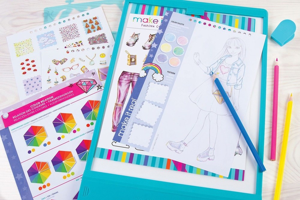 Make It Real:Fashion Design Tracing Light Table